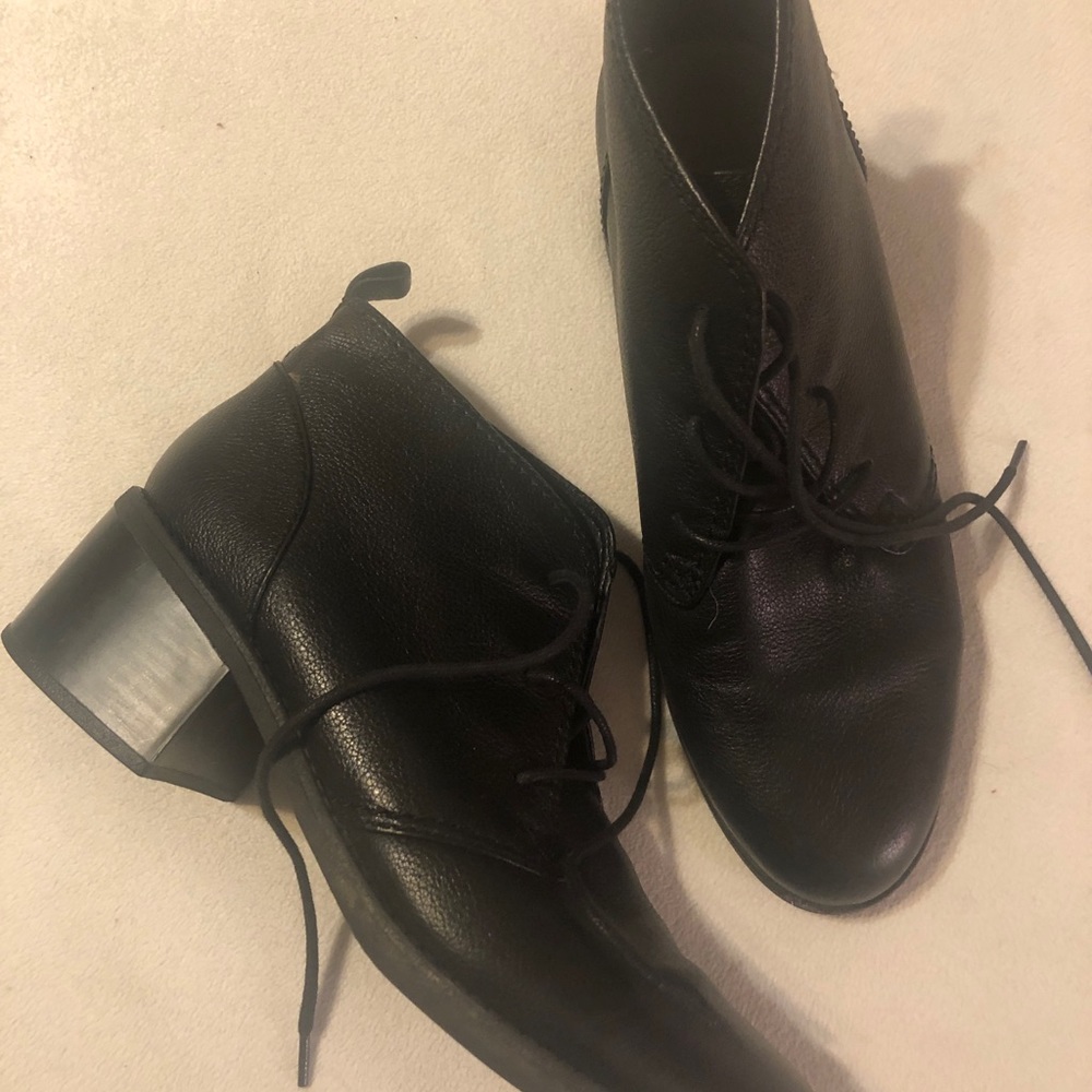 Clark’s black leather bootie